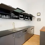 Bright 1 Bedroom Close To Mala Strana & Dancing House Lejlighed Prag