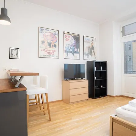 Bright 1 Br, Close To Malá Strana&dancing House * Praga